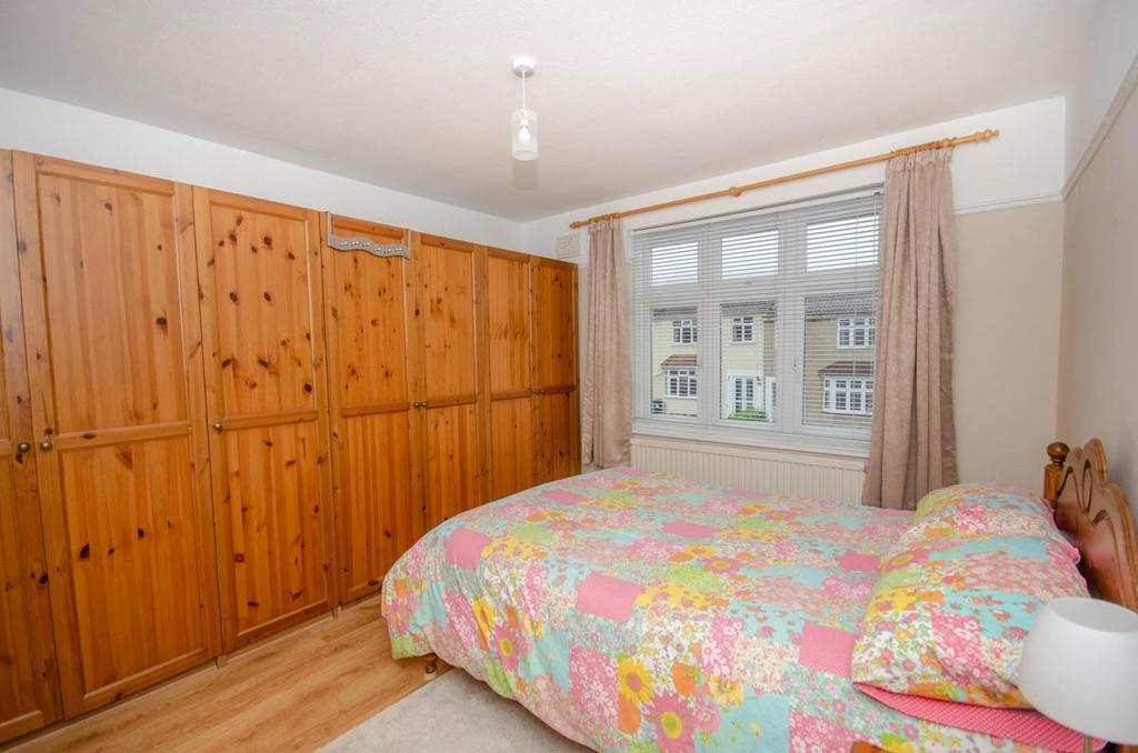 Bedroom 1.jpg