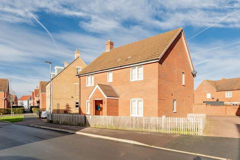 4 bedroom detached house for sale, Thillans, Bedford MK43