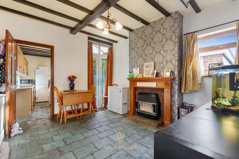 2 bedroom end of terrace house for sale, Strutt Road, Burbage, LE10