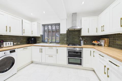 3 bedroom house for sale, Edward Road, Haywards Heath, RH16