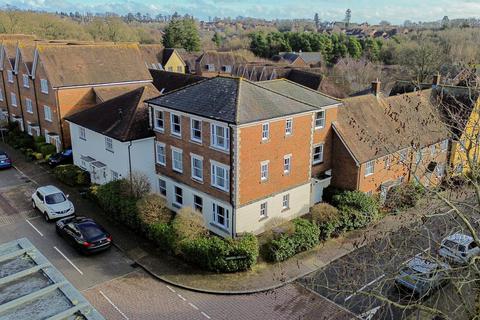Middle Village, Haywards Heath, RH16