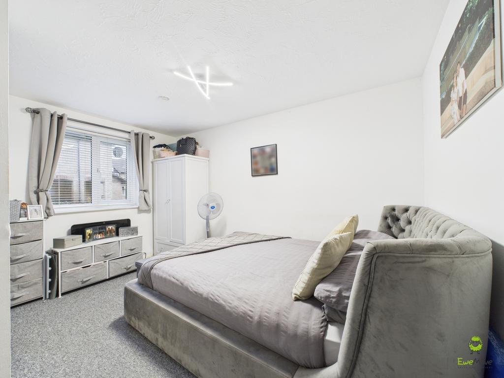 Presented by Kevin at Ewe Move Bexleyheath and Dart