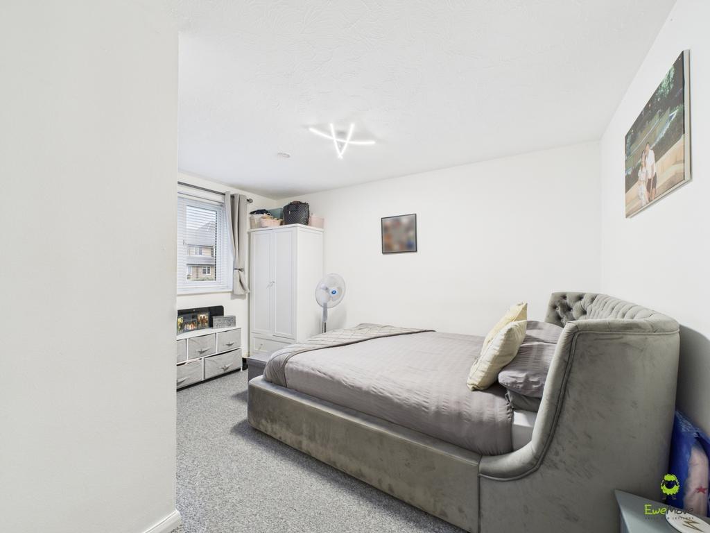 Presented by Kevin at Ewe Move Bexleyheath and Dart