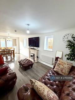6 bedroom detached house to rent, Trafalgar Drive, Milton Keynes, MK10