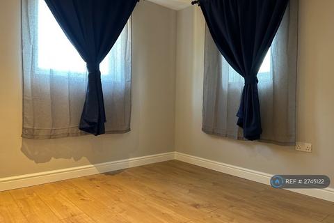 1 bedroom in a house share to rent, Sutherland Road, Belvedere, DA17