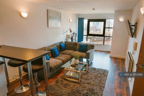 2 bedroom flat to rent, Mere House, Manchester, M15