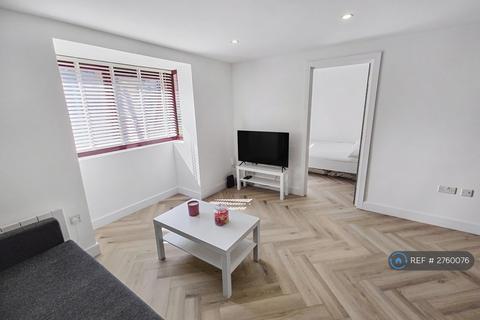 1 bedroom flat to rent, Westgate Court, Waltham Cross, EN8
