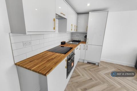 1 bedroom flat to rent, Westgate Court, Waltham Cross, EN8
