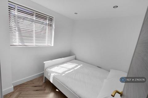 1 bedroom flat to rent, Westgate Court, Waltham Cross, EN8