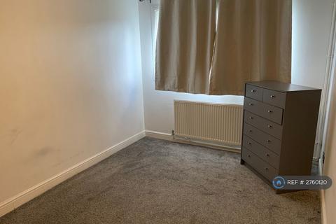 1 bedroom maisonette to rent, Burgett Road, Slough, SL1