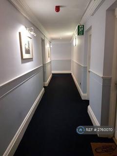 1 bedroom flat to rent, James Square, Edinburgh, EH11