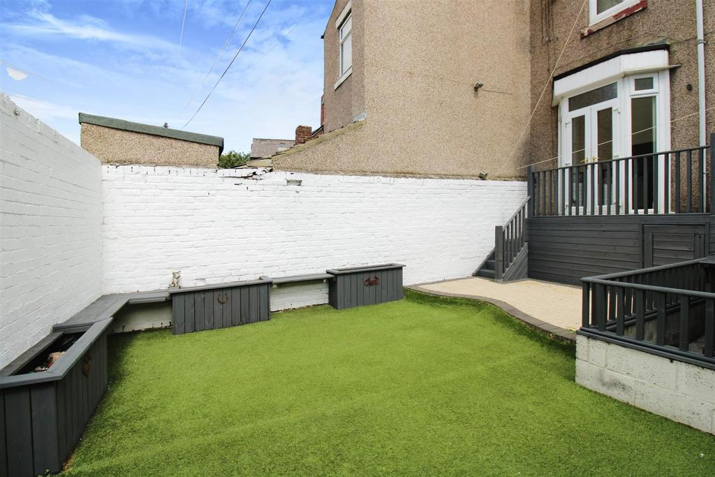 Garden 20 a.jpg