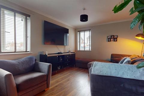 undefined, Frensham Drive, Milton Keynes MK2