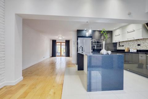 undefined, Rokells, Basildon, SS14