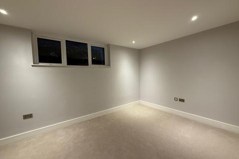 undefined, Castlebar Road, London W5