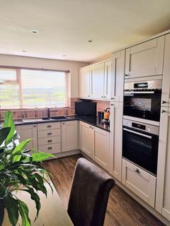 2 bedroom semi-detached bungalow for sale, Heathmoor Park Road, Halifax HX2
