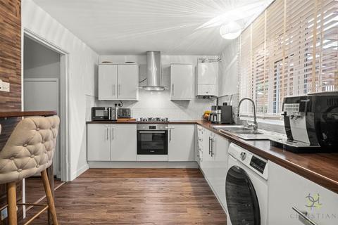 3 bedroom end of terrace house for sale, Deacle Place, Evesham WR11