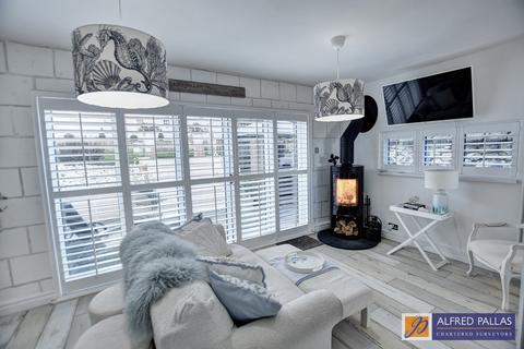 4 bedroom detached house for sale, Shipley Avenue, Seaburn