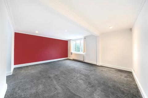 2 bedroom flat for sale, Hazel Grove, Surrey GU26