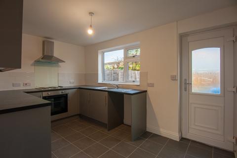 2 bedroom terraced house to rent, National Avenue, Hull HU5
