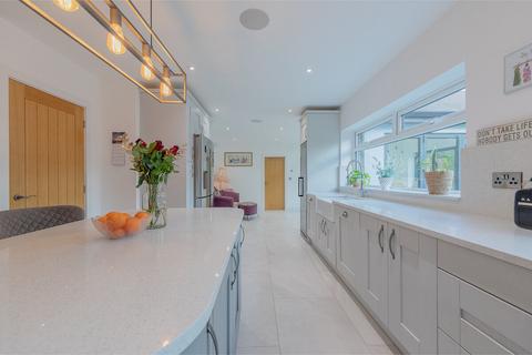 5 bedroom detached house for sale, Kirby Muxloe LE9