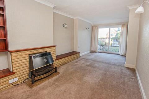 3 bedroom semi-detached house for sale, Valley Road, Wellingborough NN8