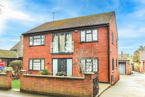 4 bedroom detached house for sale, Cross Road, Wellingborough NN8