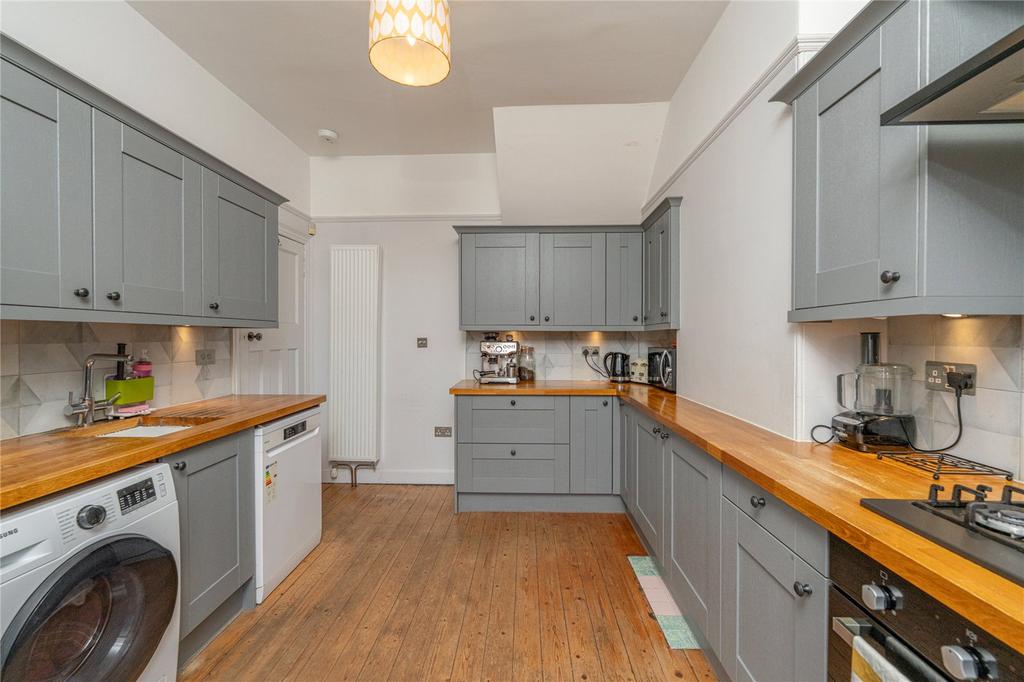 Kitchen Alt