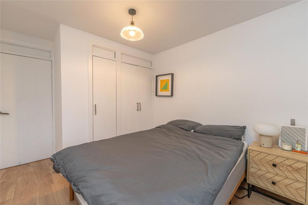 Bedroom Alt