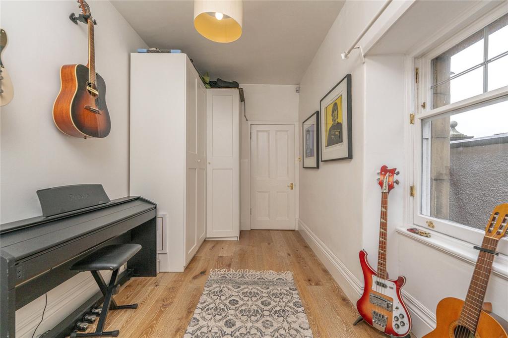 Bedroom 2 Alt