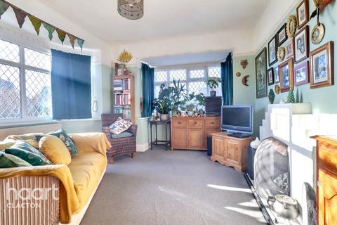 4 bedroom detached house for sale, Merrilees Crescent, Clacton-On-Sea