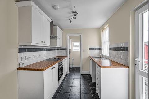 3 bedroom terraced house for sale, Forde Close, Newton Abbot
