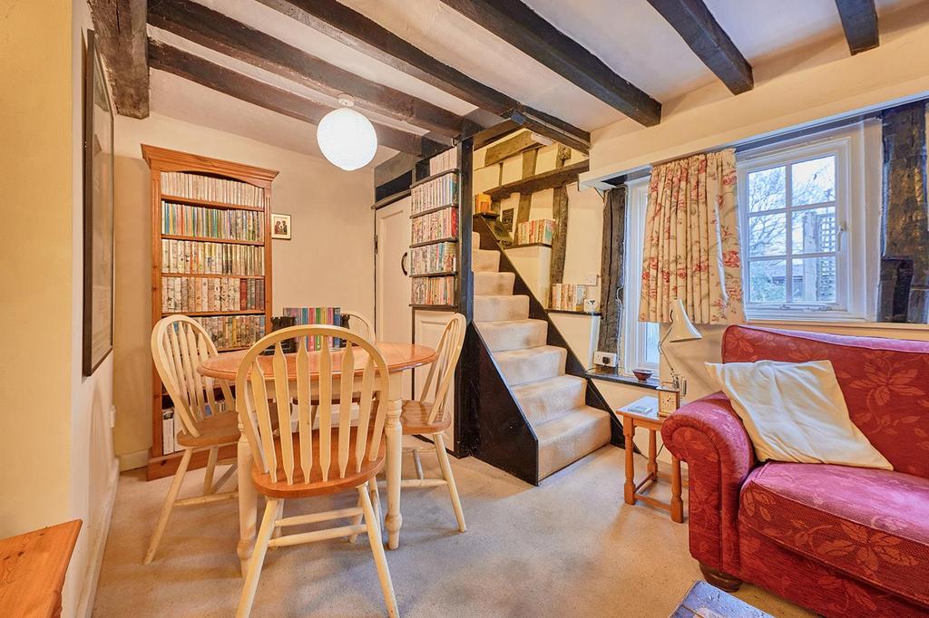Large Sitting/Dining Room