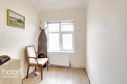3 bedroom terraced house for sale, Barmouth Avenue, Greenford