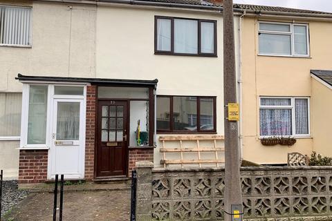 2 bedroom terraced house to rent, Vansittart Street, Essex CO12