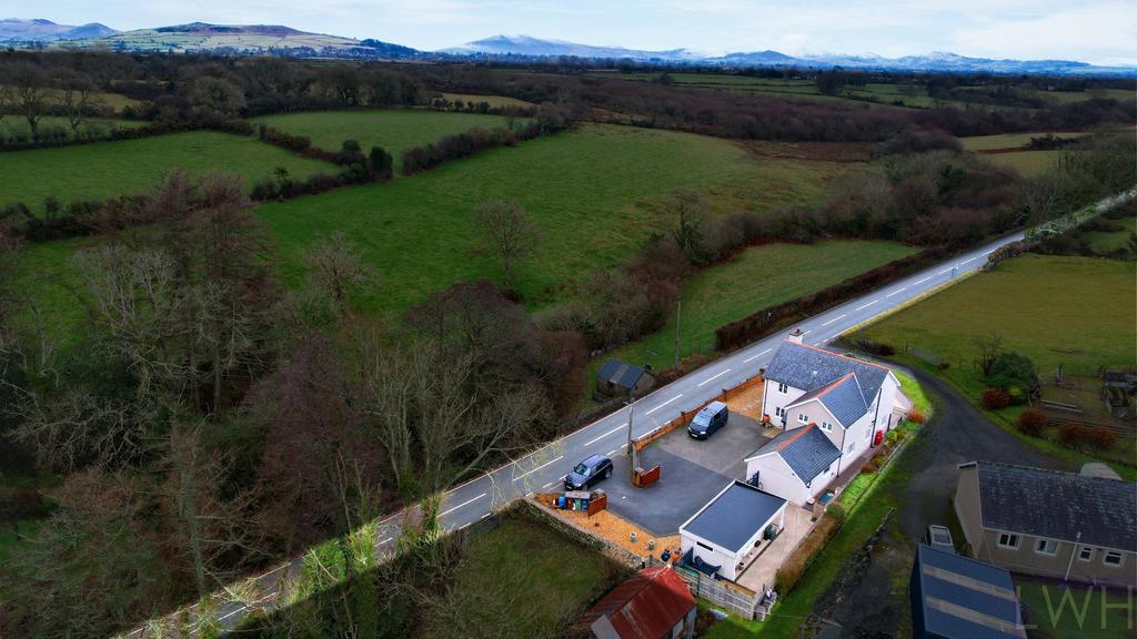 Aerial &amp; Location