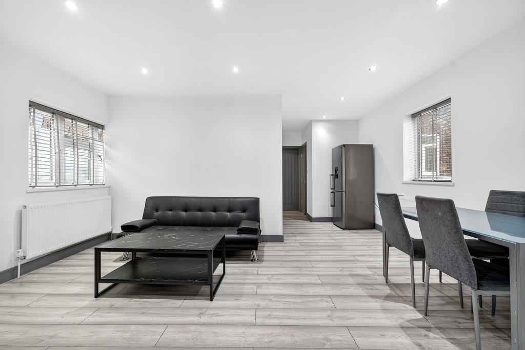 Open-Plan Lounge