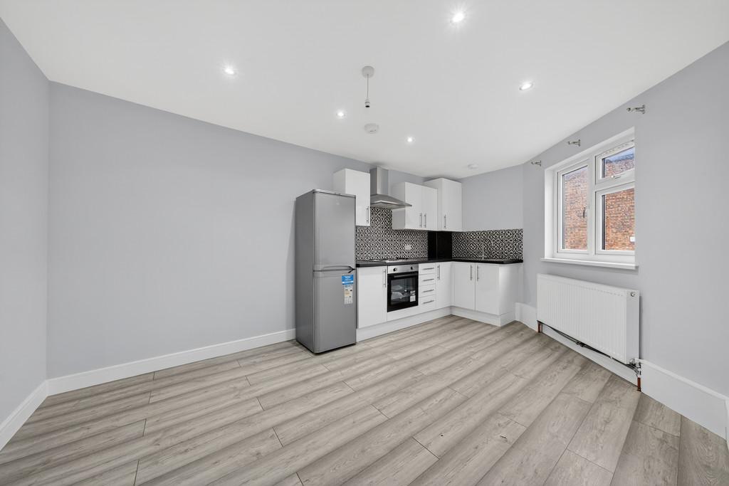 Open-Plan Kitchen/Lounge