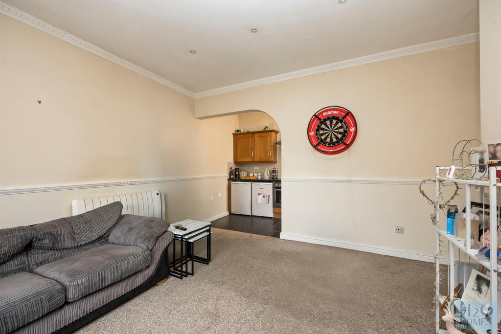 Starboard Court, 41-011(1)