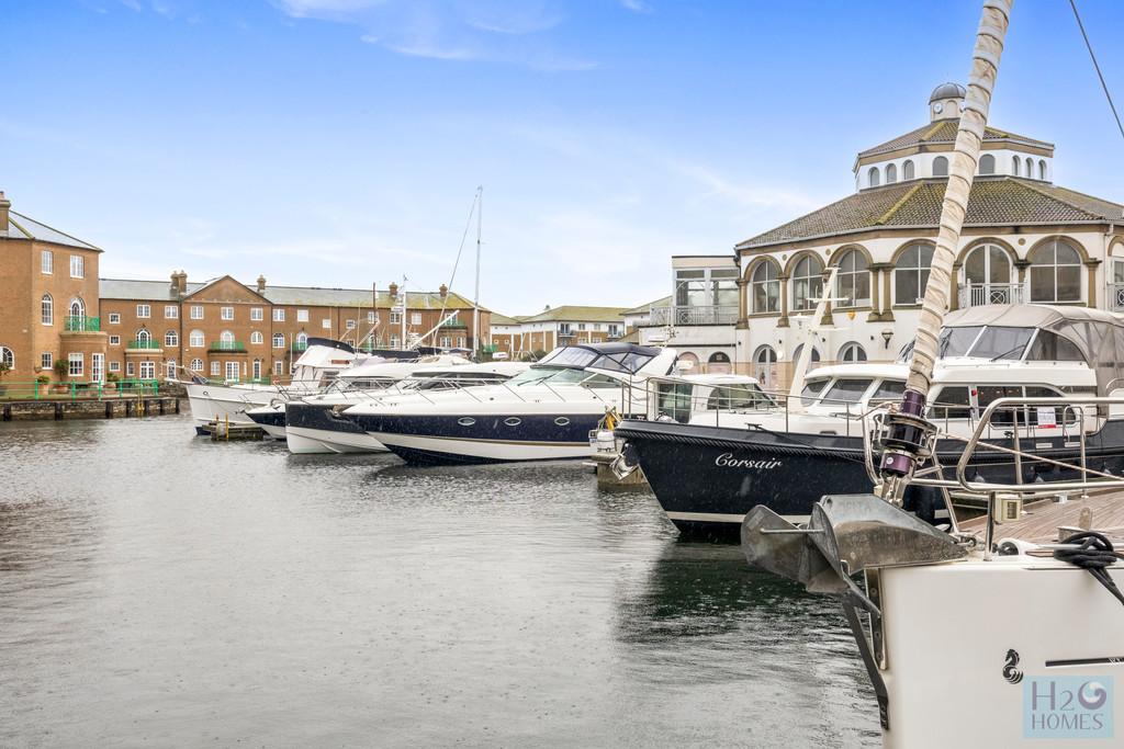 Starboard Court, 41-021