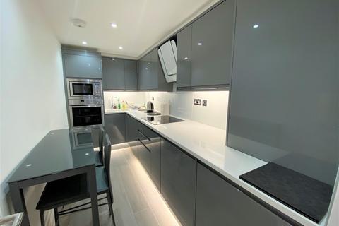 1 bedroom ground floor flat to rent, King Street, Chiswick, London
