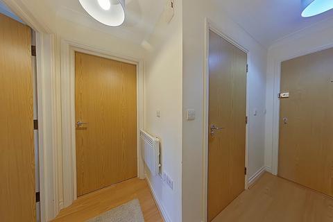 2 bedroom flat for sale, Navarre Court, 10 Primrose Hill, Kings Langley WD4