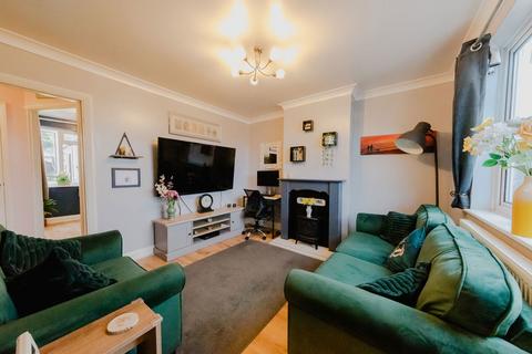 3 bedroom semi-detached house for sale, Althorpe Crescent, Milton Keynes MK13