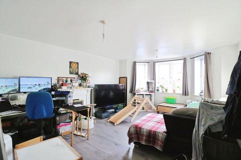 2 bedroom apartment for sale, Scholars Walk, Langley