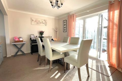 4 bedroom detached house for sale, Strawberry Lane, Tiptree
