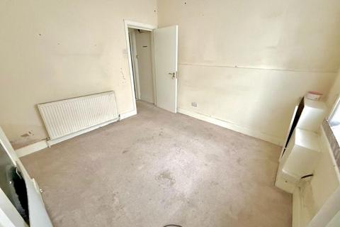 3 bedroom terraced house for sale, Winfield Street, Dunstable