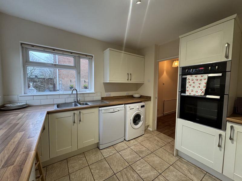 Kitchen looking to