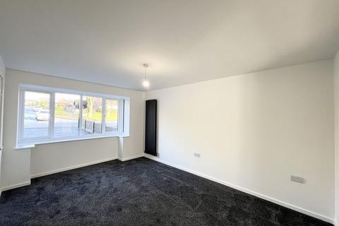 3 bedroom semi-detached house to rent, Manchester Road, Manchester