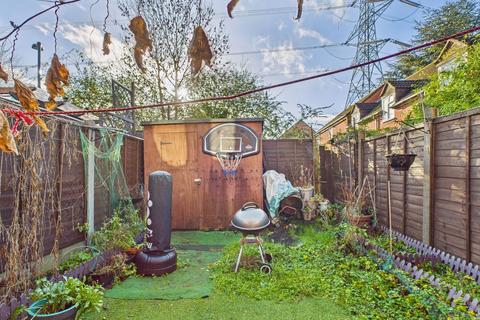 2 bedroom terraced house for sale, Kirkham Road, London