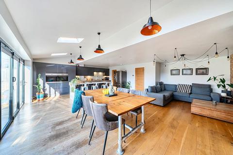 4 bedroom detached house for sale, Selwyn Crescent, Radley Abingdon